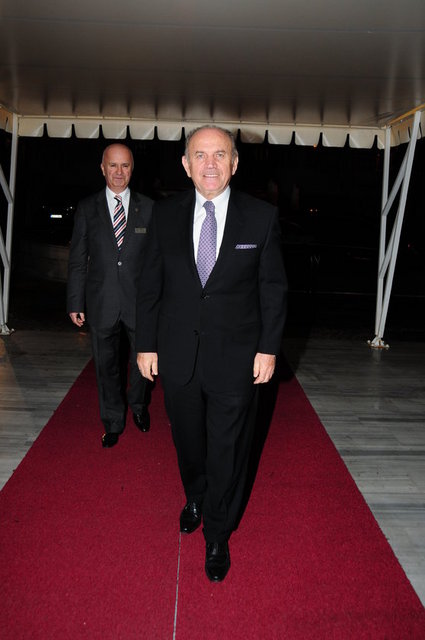 KADİR TOPBAŞ
