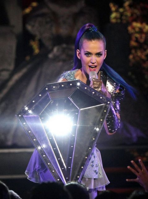 KATTY PERRY