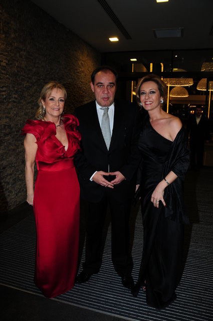CAROLE HAKKO, YILDIRIM - REVNA DEMİRÖREN