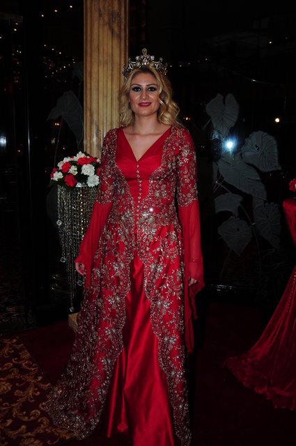 MANOLYA DEMİRÖREN