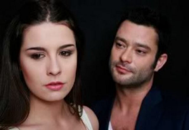 ADI: Dinle Sevgili - OY:2 bin 973