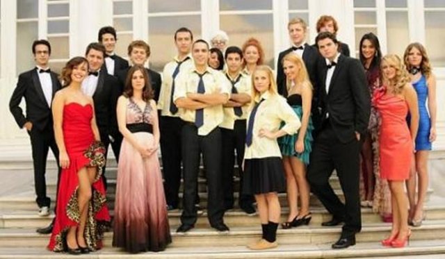 ADI: Pis Yedili - OY: 11 bin 202