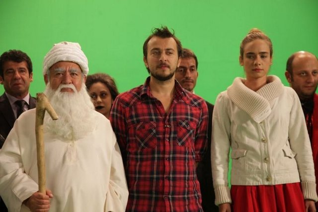 DİZİ ADI: Leyla ile Mecnun - OYUNCU ADI: Serkan Keskin - OY: 20 bin 994