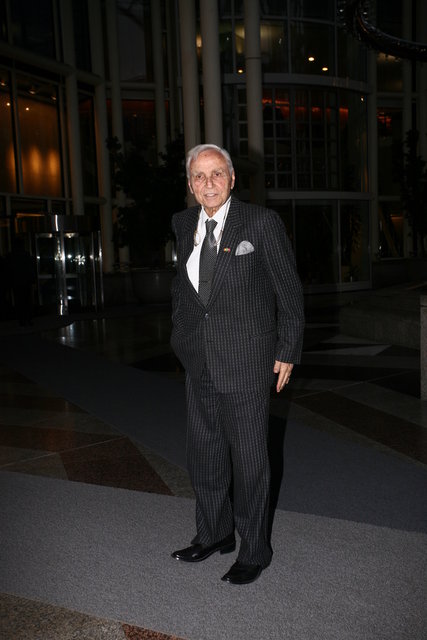 NİHAT BOYTÜZÜN