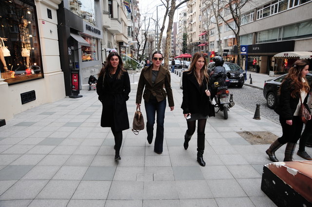 İPEK VAROL