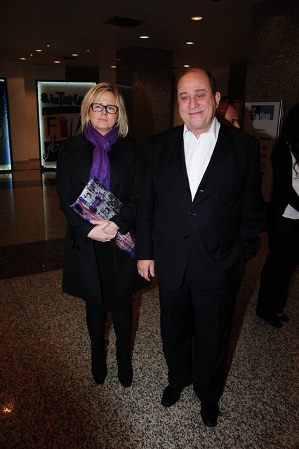 NURİ ÇOLAKOĞLU, İPEK SABUNCU