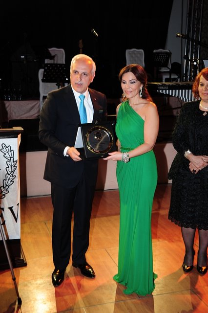HÜSEYİN AVNİ MUTLU, FERYAL GÜLMAN  