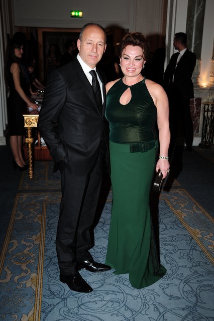 ERKUT - ARZU SAVGI