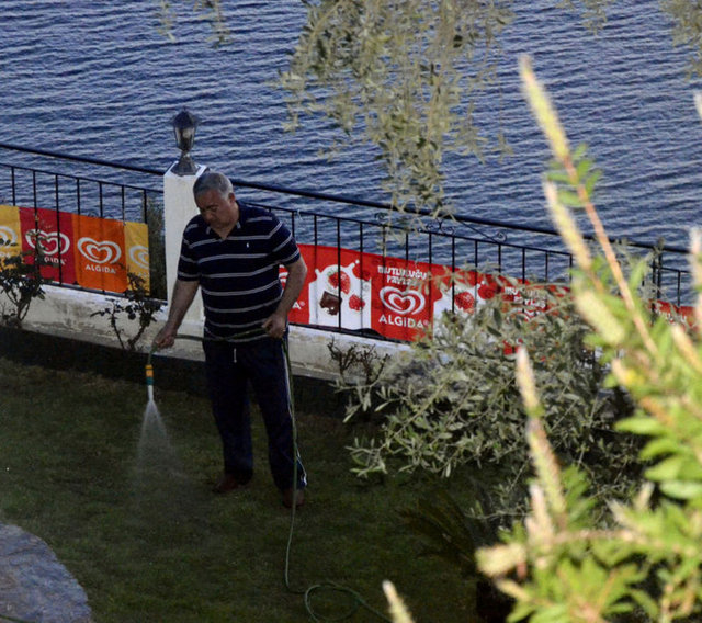 EMEKLİ TÜMGENERAL EROL ÖZKASNAK'IN MUĞLA'NIN BODRUM İLÇESİNDEKİ EVİNDE ARAMA BAŞLATILDI