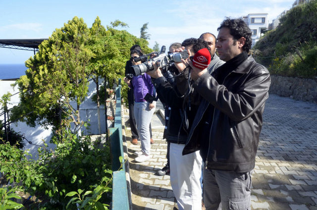EMEKLİ TÜMGENERAL EROL ÖZKASNAK'IN MUĞLA'NIN BODRUM İLÇESİNDEKİ EVİNDE ARAMA BAŞLATILDI