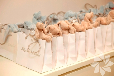 Hardal'dan çocuklara 23 Nisan neşesi! -  - 23 Nisan'da, Hardal Nişantaşı şubesinde çocuklara "milkshake" ikram edecek olan Hardal, Kid's Story Home'un sevimli hediyeler de verilecek. 