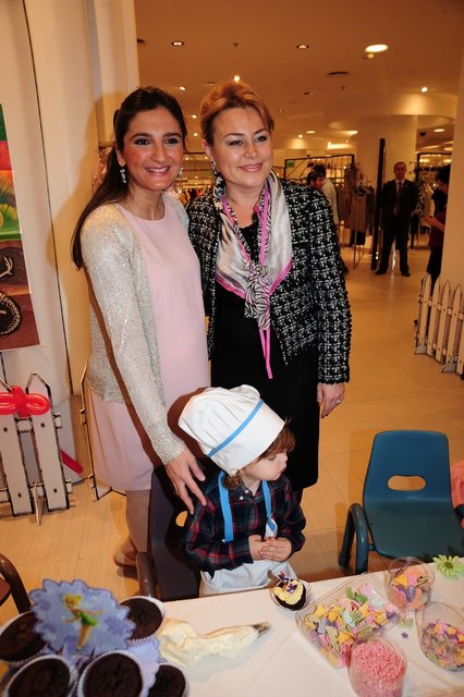 SİNEM EKŞİOĞLU, DEMET SABANCI ÇETİNDOĞAN