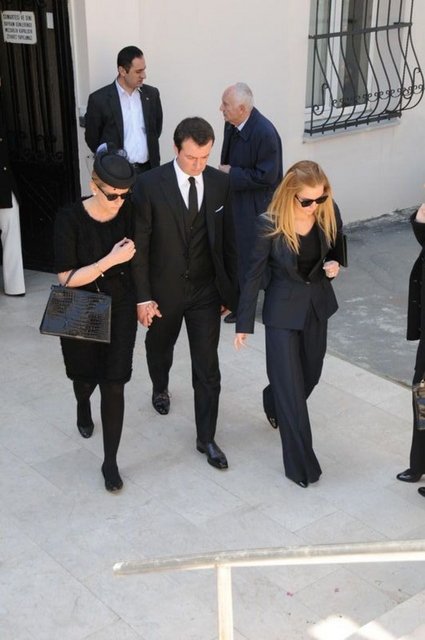 AYLİN - HAKAN SARUHAN