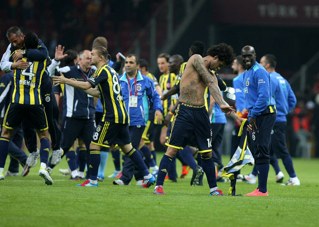 Futbola inanmıyorum ama bir Fenerbahçe var.