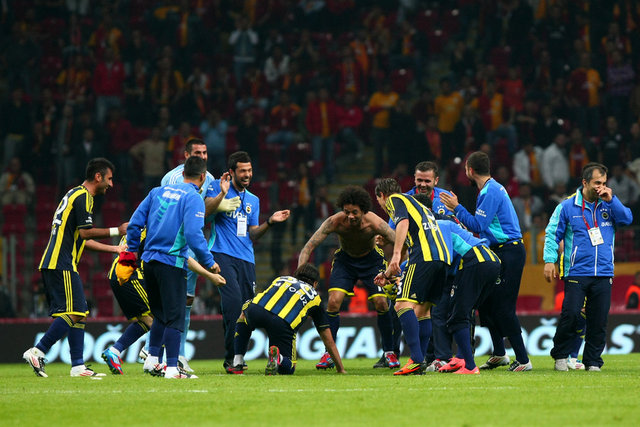 Bu gece beraberliği kutlayamadınız, üzülmeyin 23 Nisan'ı kutlarsınız.