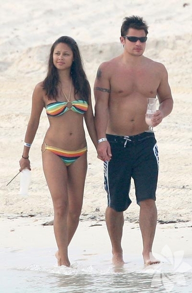 Nick Lachey - Vanessa Minnillo