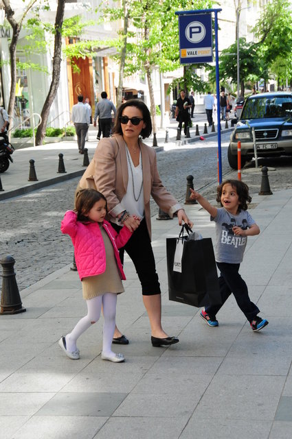 LEYLA, SEDEF, FUAT KARAMEHMET