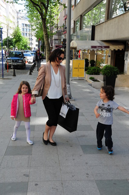 LEYLA, SEDEF, FUAT KARAMEHMET