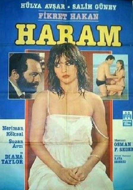 Yurdatap, gazetenin arka sayfasında ağlayan bir kızın fotoğrafını görünce "Vay canına. Kızdaki güzelliğe bak. Bundan ne güzel oyuncu olur" diye düşündü. Birkaç saat sonra ise Yurdatap'ı, "Haram" filminin yönetmeni Osman Seden aradı. Seden, filmi için kadın oyuncu bulamadığını söylediğinde, Avşar için oyunculuğun kapıları açılmaya başladı. Avşar, ailesiyle birlikte yönetmenin ofisine gidip, ilk filmi olan "Haram"da oynamayı kabul etti. Karşısındaki oyuncularsa Fikret Hakan ve Salih Güney'di.