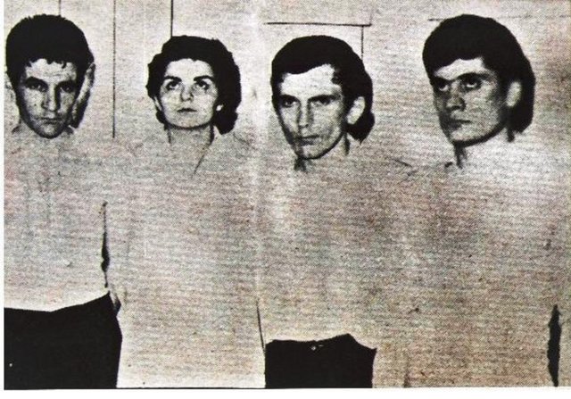 27 MAYIS 1971'DE ALDIKLARI  İHBAR ÜZERİNE FERİKÖY ERGENEKON CADDESİ SAADET SOKAĞINDAKİ ÇAMLICA APARTMANININ 4. KATINA YAPTIĞI BASKIN SONUNDA...