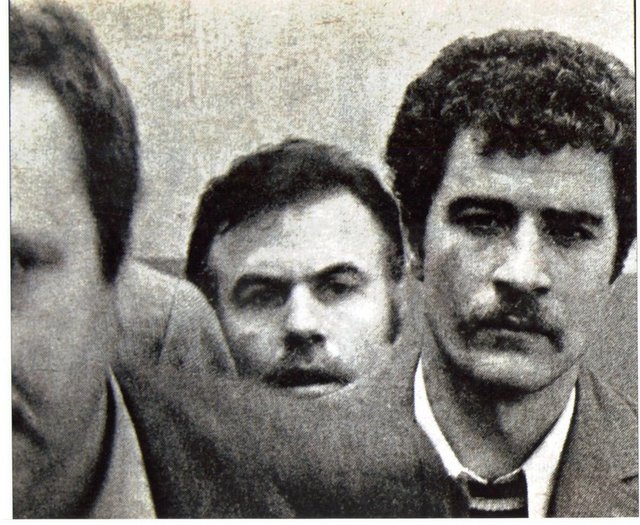 4 MAYIS GÜNÜ İSTANBUL'DA UNKAPANI ZİRAAT BANKASI ŞUBESİ SİLAHLI 4 KİŞİ TARAFINDAN SOYULMAK İSTENDİ.SOYGUNCULARA KARŞI GELEN ODACI TAHSİN YAMAN ÖLDÜ