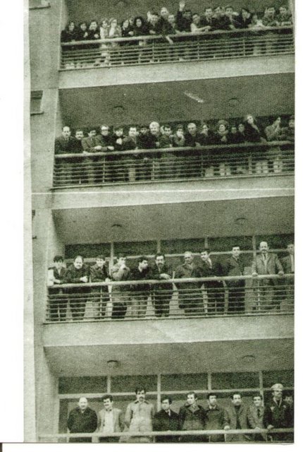 EMNİYETTE DENİZ GEZMİŞİN GETİRİLİŞİNİ İZLEYENLER