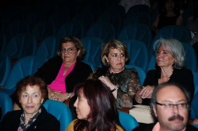 JALE ÖZTARHAN