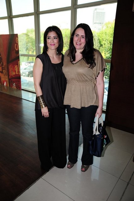 NAZLI ÖZTARHAN, ASLI TAVİLOĞLU