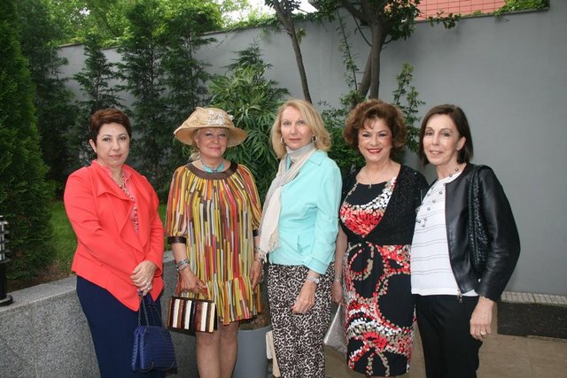 NESRİN NAS, JALE YILMABAŞAR, NİLGÜN DUMANLI, SEVGİ TURANLI, SELMİN KARAÇAM