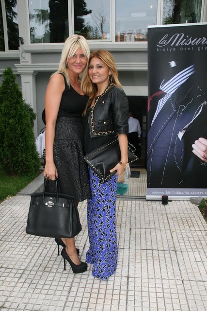 BURCU HATTAT, ASLI PEHLİVAN
