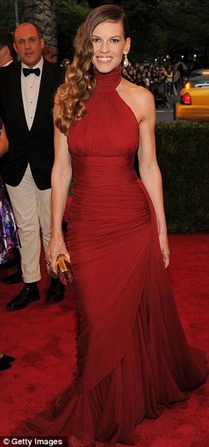 HILARY SWANK 