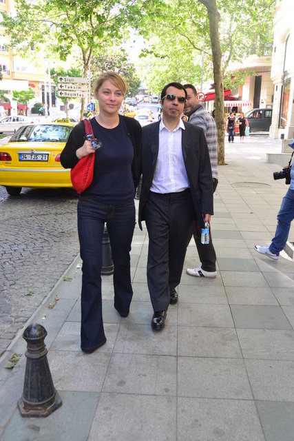 SİNEM - EFE ÖZAL 