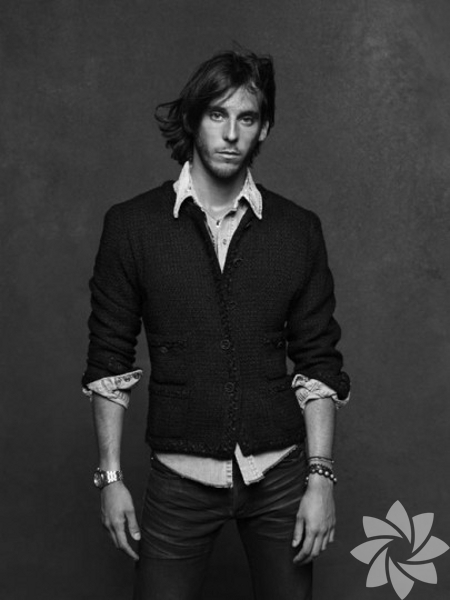 Viladimir Restoin Roitfeld