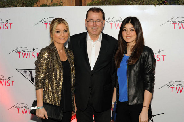 AYŞEGÜL - MUHARREM, DİLA TOPLUSOY