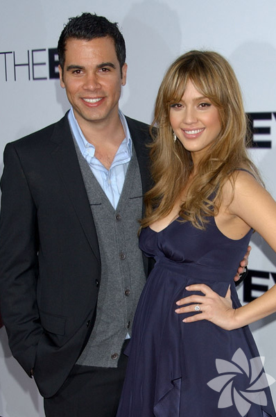 Jessica Alba - Cash Warren