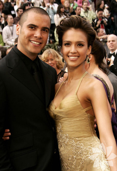 Jessica Alba - Cash Warren