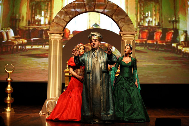 AYŞEGÜL DİNÇKÖK, CİHAN KAMER, BİLGÜZ SAZAK