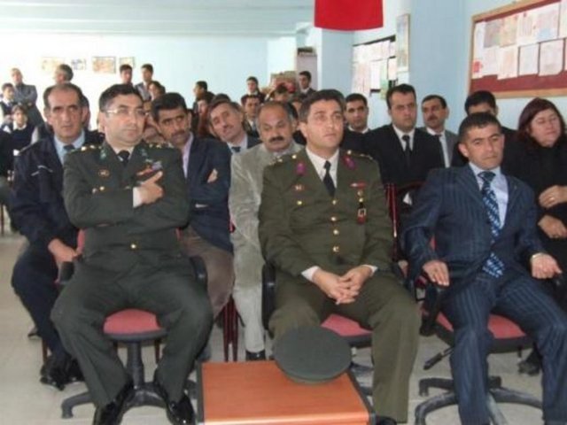 Şehit binbaşı Erhan Dikmen