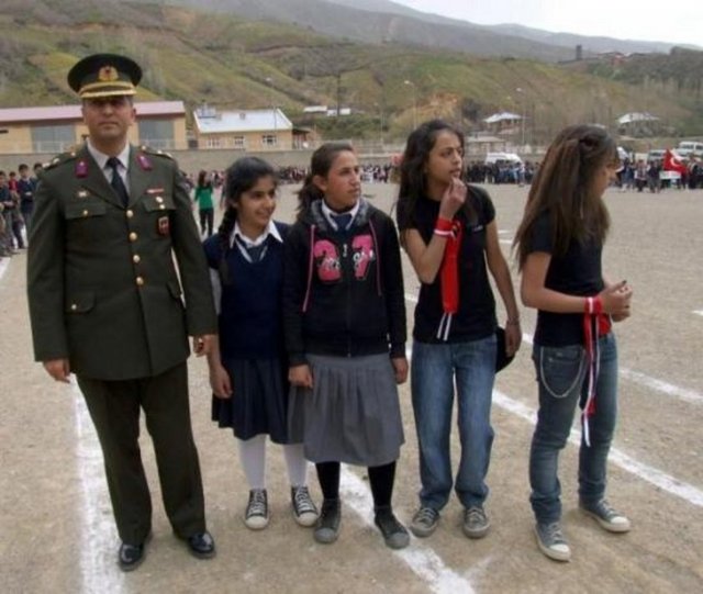 Şehit binbaşı Erhan Dikmen