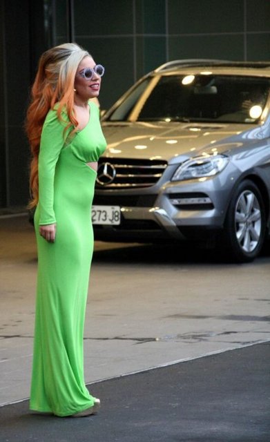 LADY GAGA