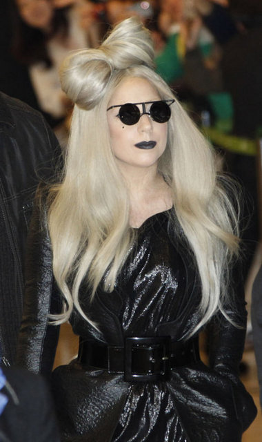 LADY GAGA