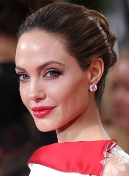 13- Angelina Jolie