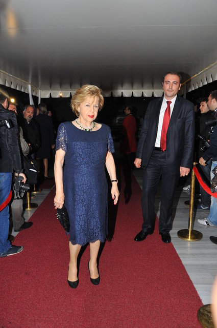 TÜLİN DEMİRÖREN 