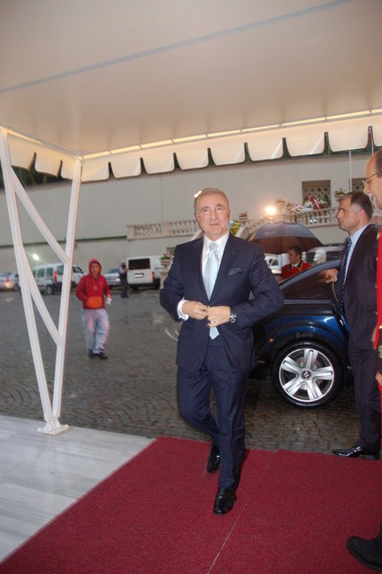 ÜNAL AYSAL 
