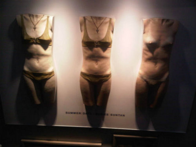 1921 doğumlu İngiliz sanatçı Robert Knight'ın eseri