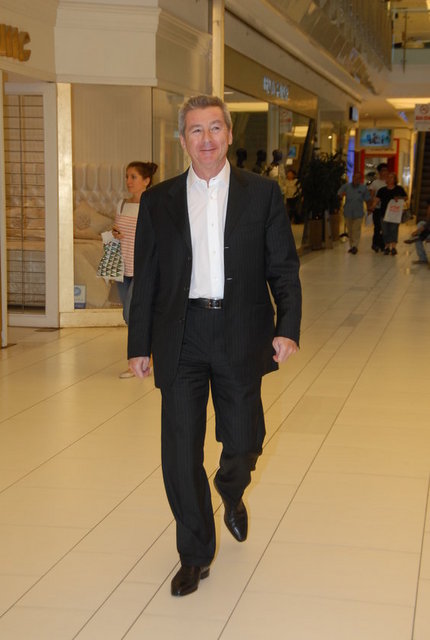 ÖMER DİNÇKÖK 