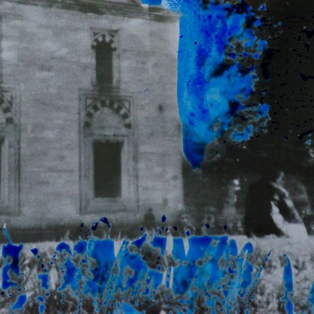 ** Art 350'de; 31 Mayıs'a kadar Brigitte Spiegeler - Byzantine Blue / Bizans Mavisi başlıklı sergi. Tel: (216 369 80 50)