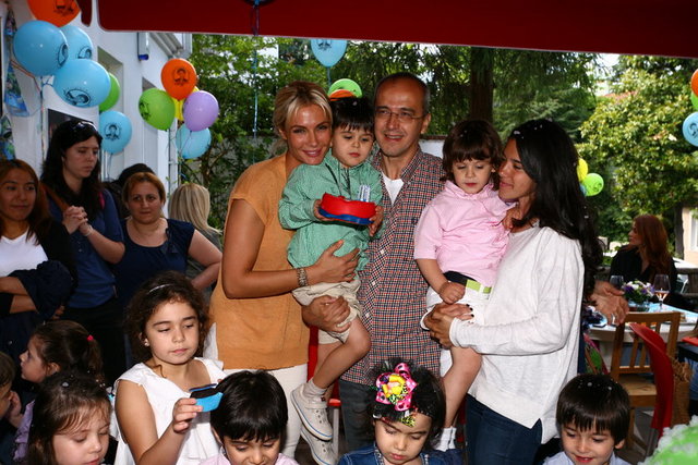 GÜL, MURAT, EMİR, MİNA, ALİ SAYGI