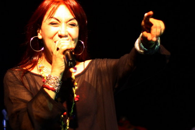 Harbiye Cemil Topuzlu Açıkhava Sahnesi'nde; 8 Haziran Cuma, saat 21.00'de, Kalan Müzik 20. Yıl Konserleri: Cengiz Özkan, Erkan Oğur-İsmail Hakkı Demircioğlu, Kardeş Türküler, Leman Sam ve Mikail Aslan. Konuk Sanatçı: Olgun Şimşek. Giriş: 83, 24 TL. Tel: (216 556 98 00)