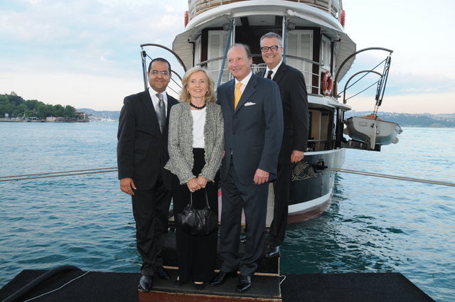 MOKHTAR EL ACHAL,KARIN-DIDIERPICQUOT,DENYS COURTIER